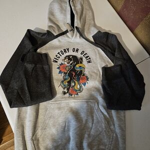 ZUNI Victory or Death Graphic Hoodie - Light Gray and Charcoal